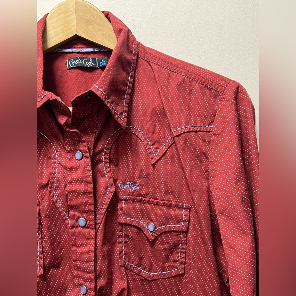 Cruel Girl | Red & White Dot and Pearlized Snaps Cowboy Shirt - Size Womans L